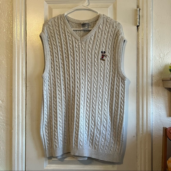 VINTAGEMICKEY MOUSE GRAY SWEATER VEST